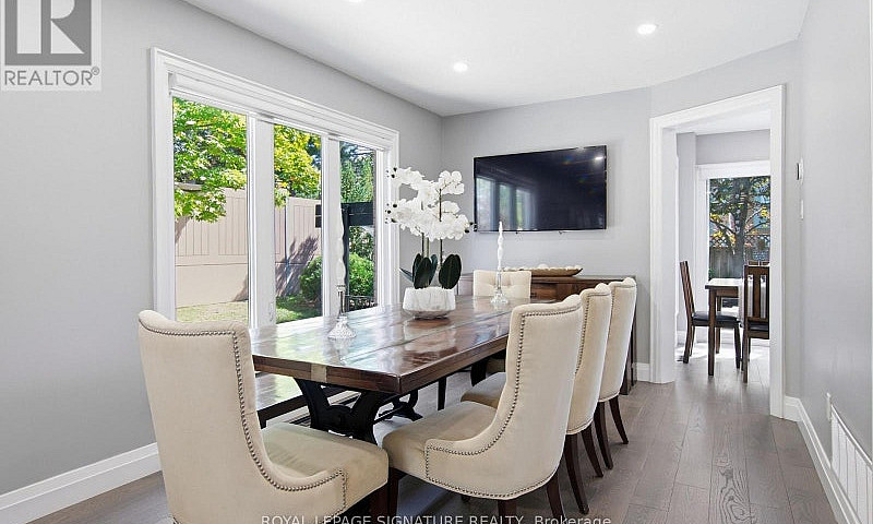 Detached 4+1 Bed Hom...