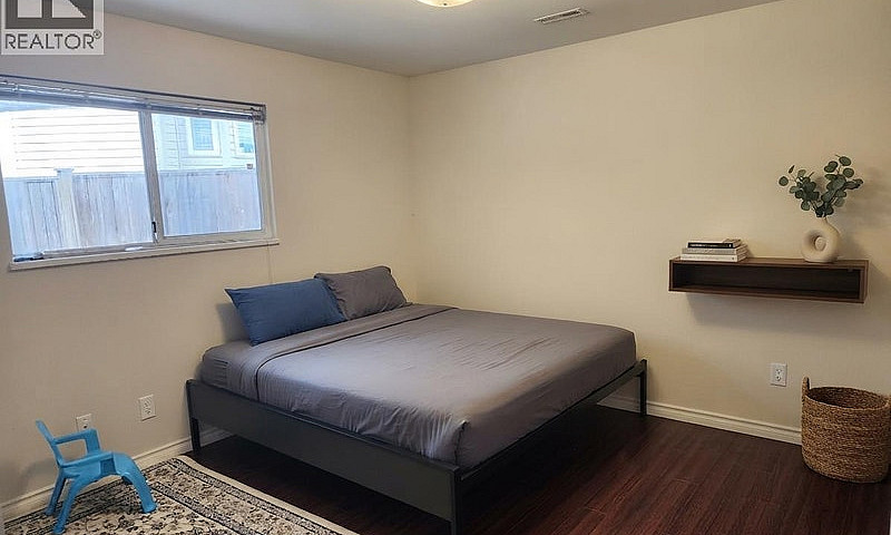189A Street Pitt Mea...