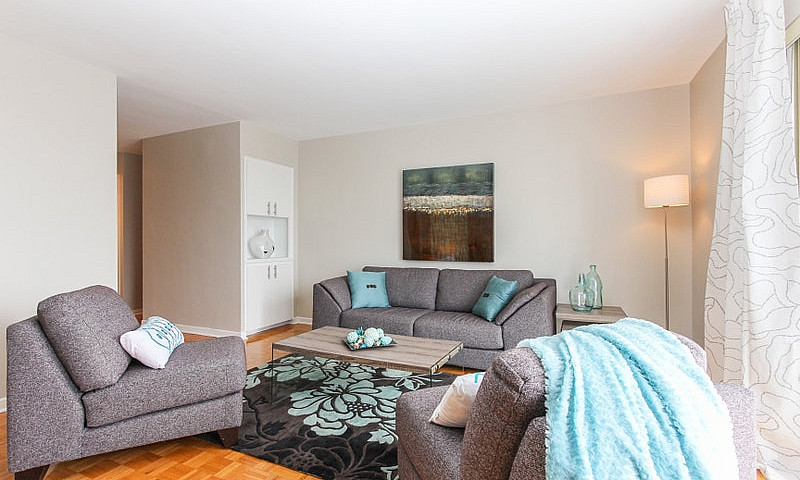 Great Location! Spac...