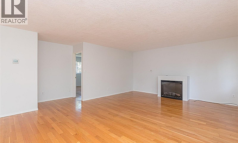 727 Park Pl Duncan, ...
