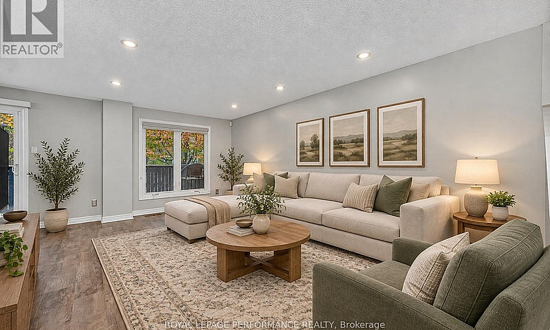 30 Viewpointe Privat...