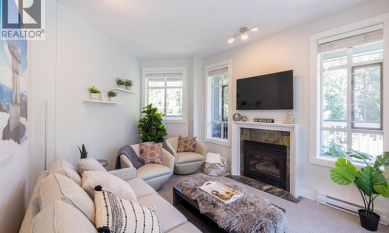 311 4405 Blackcomb W...