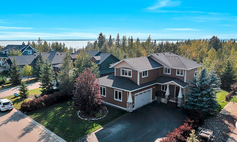 2 Story Lake Home ~ ...