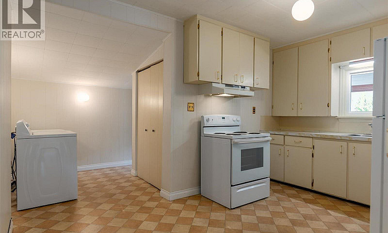 2233 Fifth Avenue Tr...