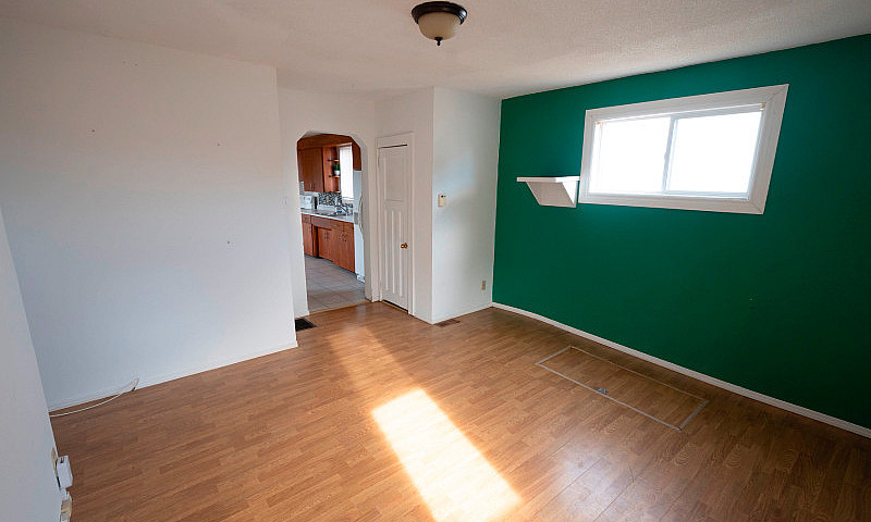 ***361 Otto Street *...