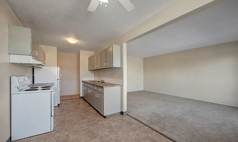 2 Bed X 1 Bath Apart...