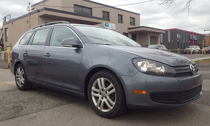 10 Vw Golf Wagon 2.5...