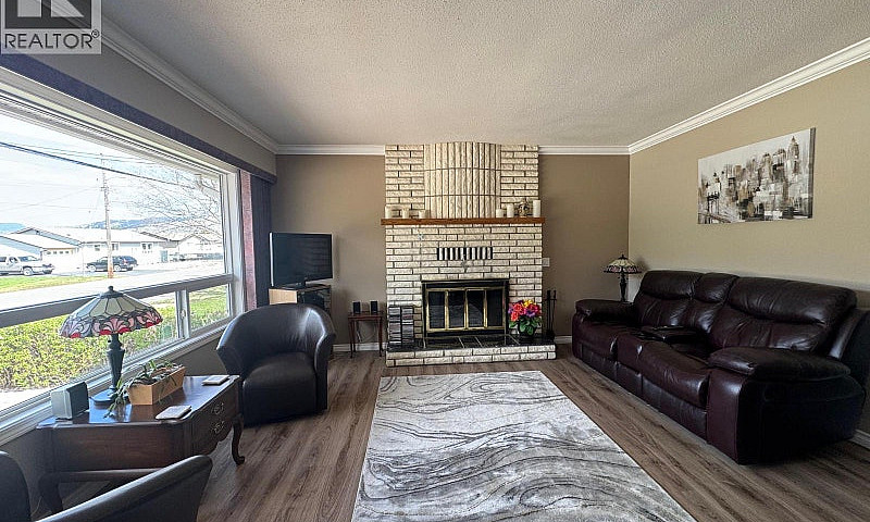 2176 Merritt Avenue ...