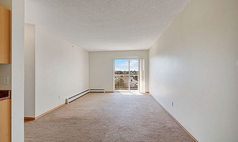 2 Bed X 1 Bath Apart...