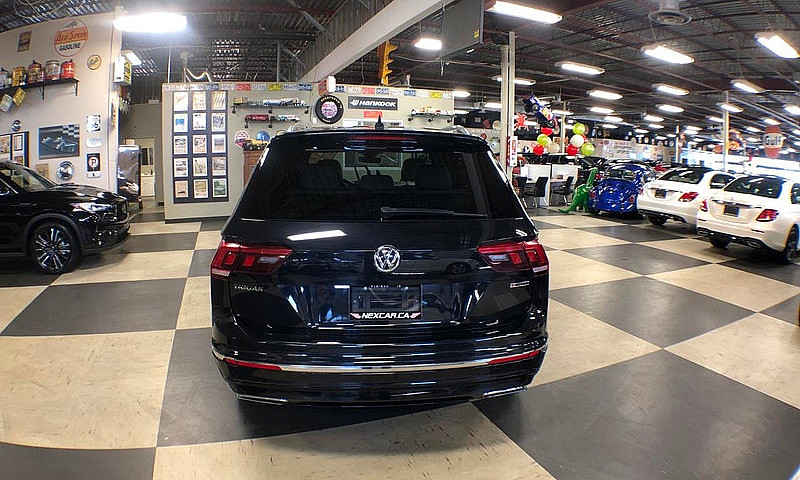2020 Volkswagen Tigu...