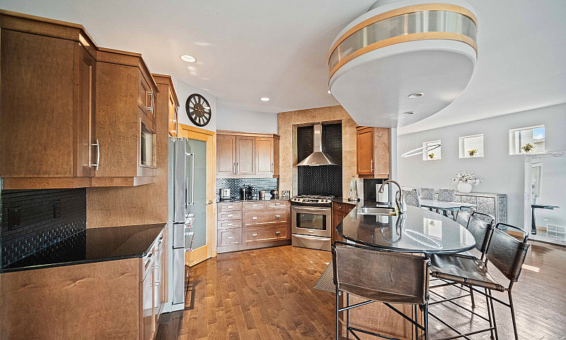 4Bdrm 3Bth Bungalow ...
