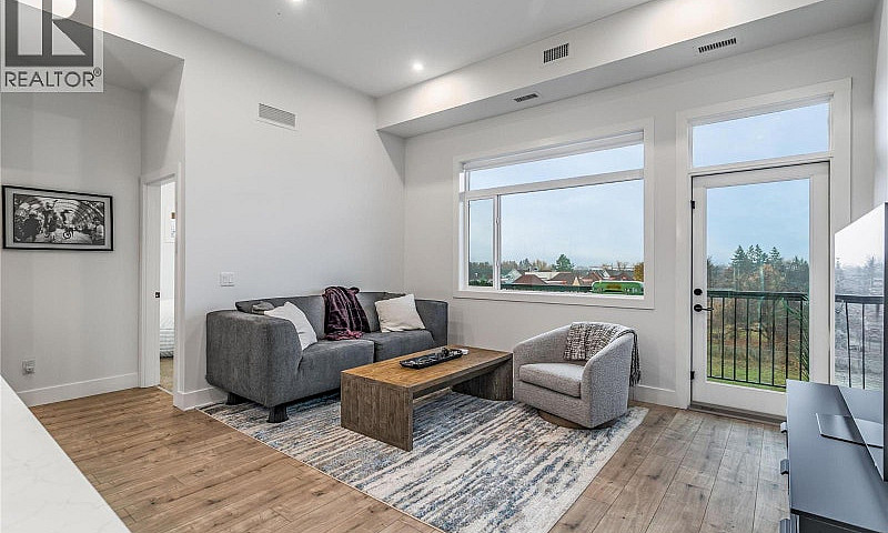 1220 Pacific Avenue ...