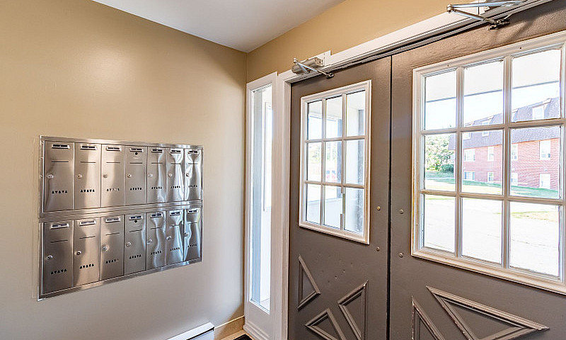 Lewis Court Apts - 1...