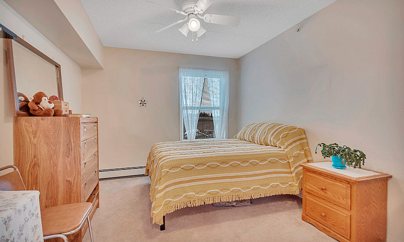 Adult Condo ~ Low Co...