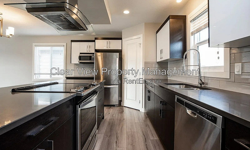 3 Bed Townhouse In L...