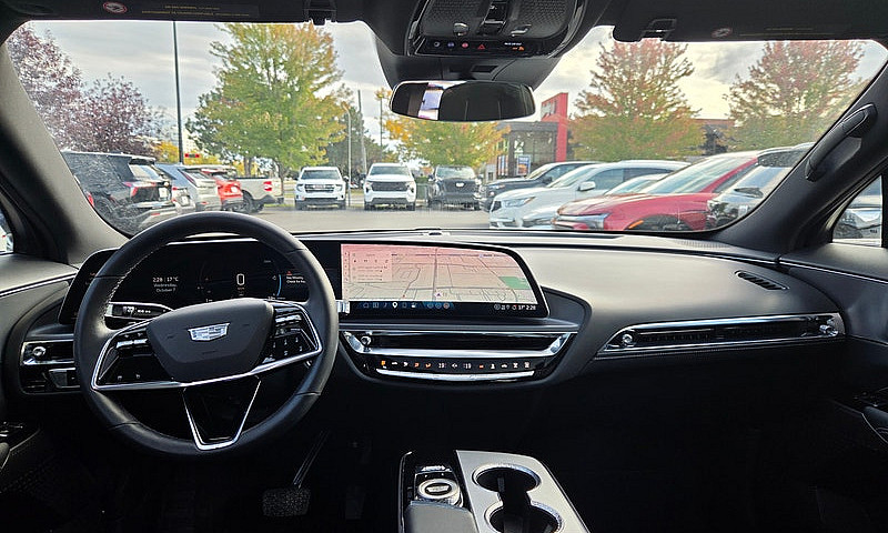 2024 Cadillac Lyriq ...