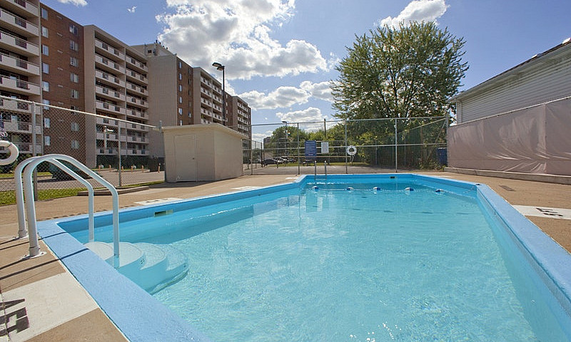 Premium 1 Bdrm Apart...