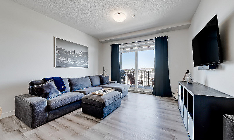 Luxury Corner Unit |...