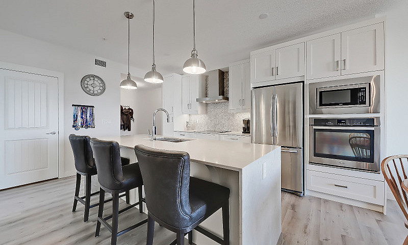 Luxury Corner Unit |...