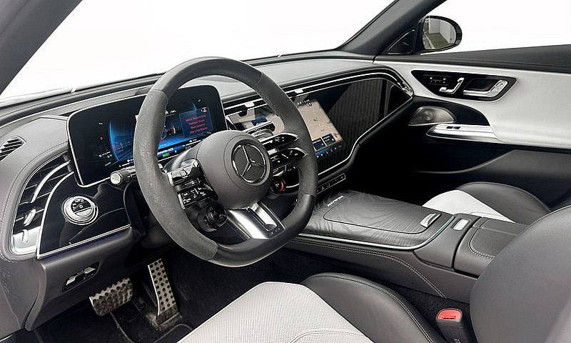 2025 Mercedes-Benz E...