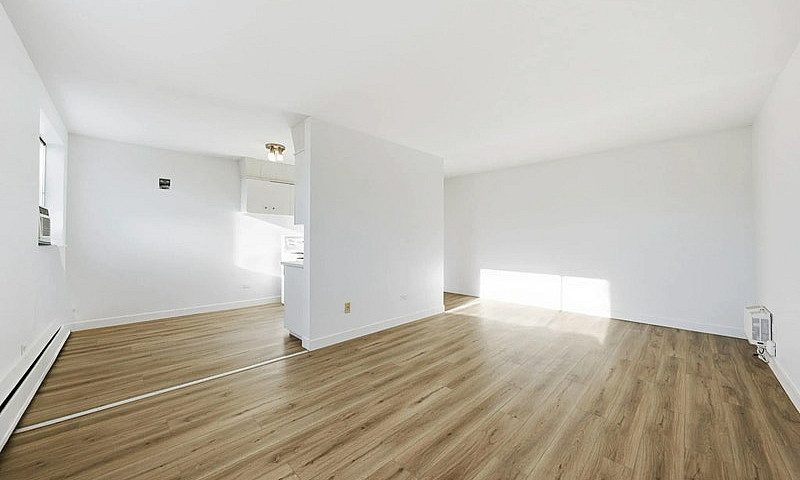 Modern Apartments Wi...