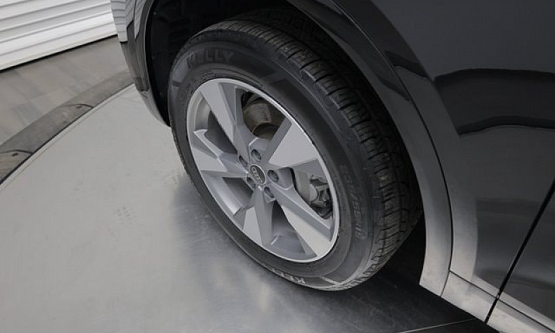 2024 Audi Q5 Komfort...
