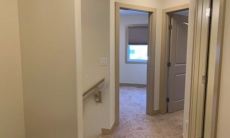 81 Thomlinson Avenue...