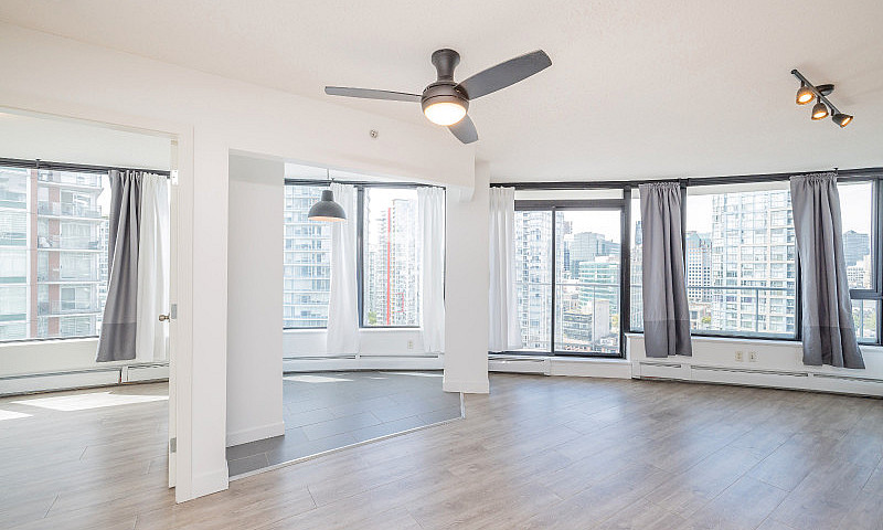 New Listing! 2703 58...