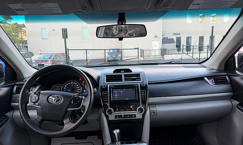 2014 Toyota Camry 4D...