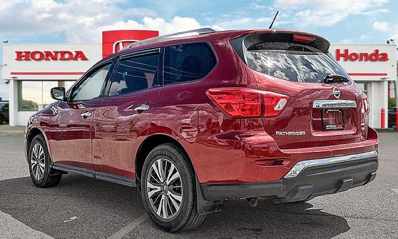 2017 Nissan Pathfind...