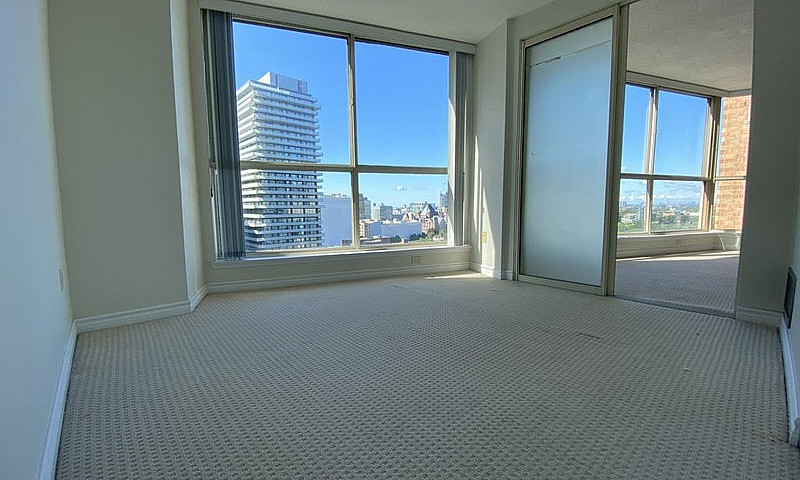 1055 Bay St - 1910...
