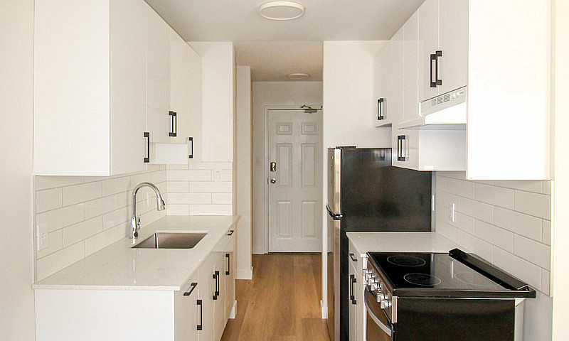 1 Bedroom Raven At G...