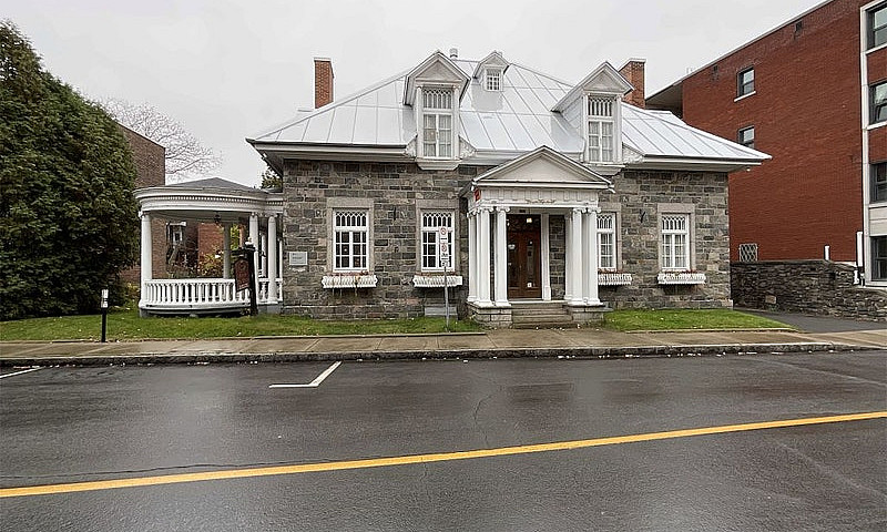 $1,289,600 - 2 Store...