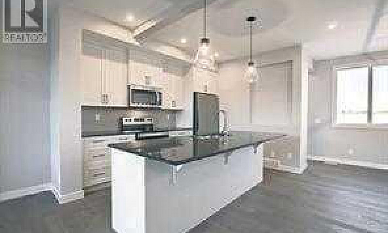 67 Lambeau Lane Se A...