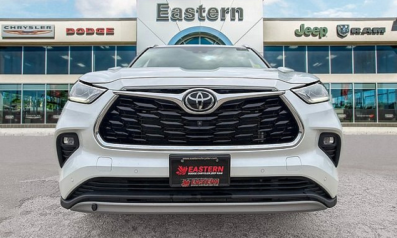 2022 Toyota Highland...