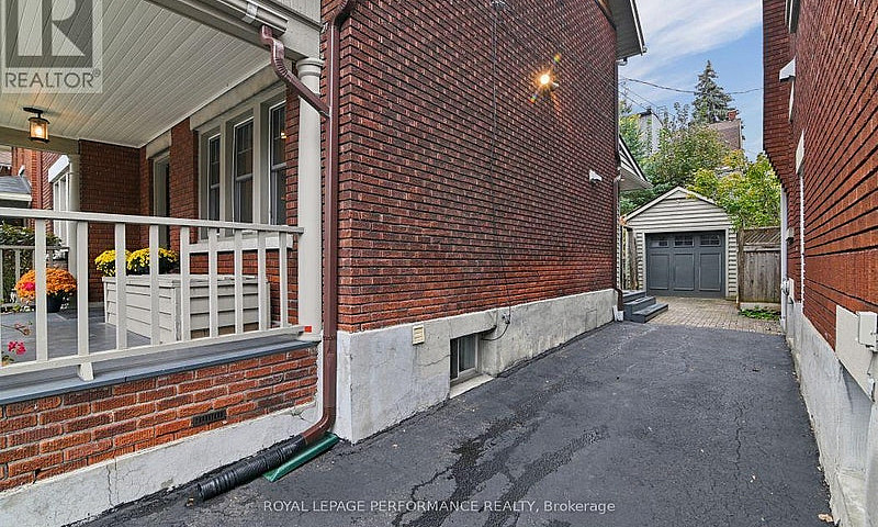 16 Renfrew Avenue Ot...