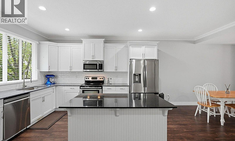 65 11720 Cottonwood ...