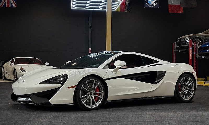 2016 Mclaren 570S...