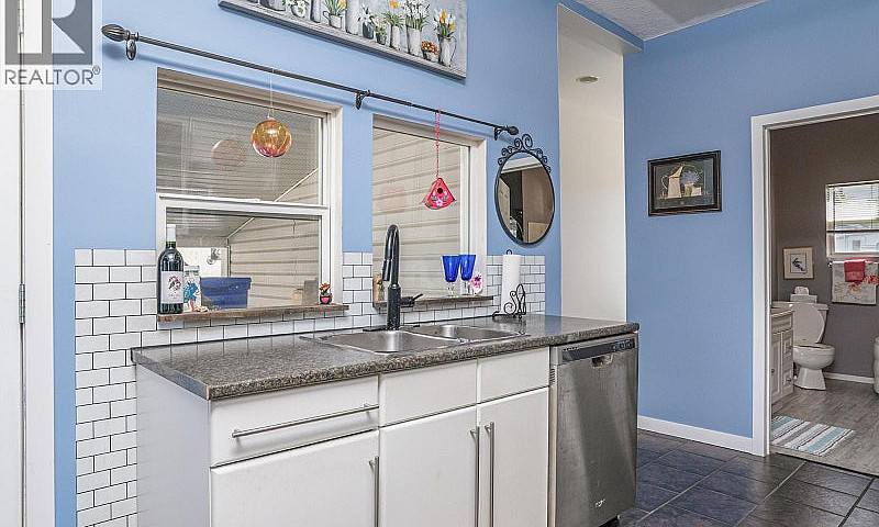432 9Th Avenue S Cre...