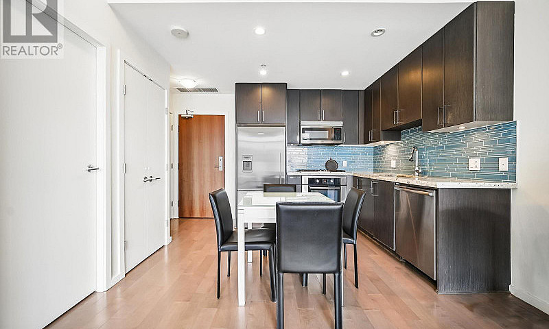 201 63 W 2Nd Avenue ...