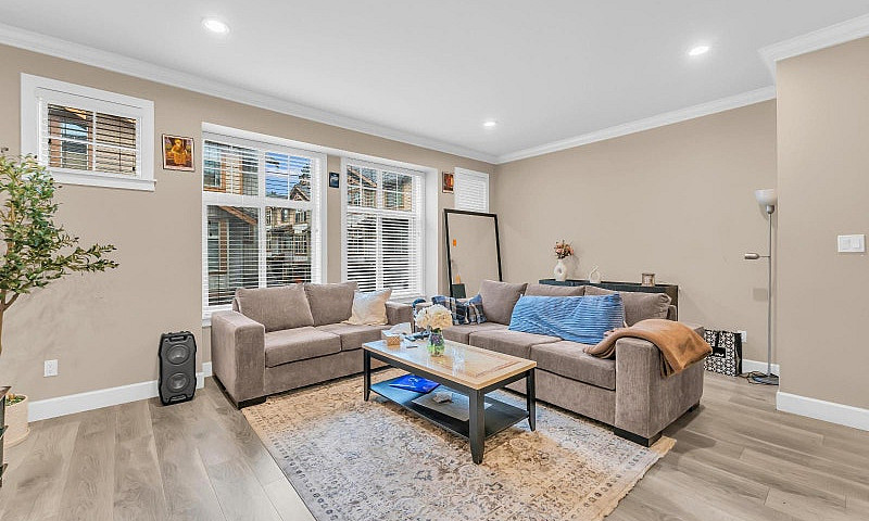 23 12036 66 Avenue S...