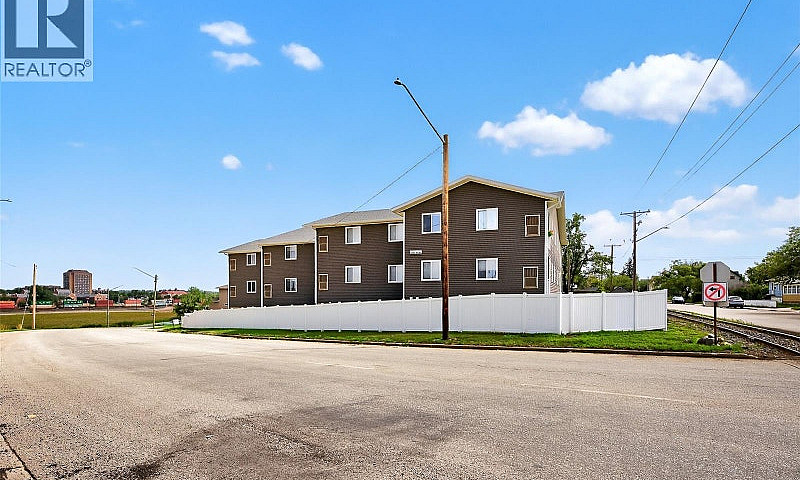 2 221 Main Street S ...
