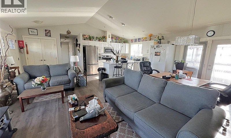 2402 Coldwater Avenu...