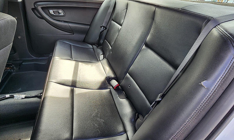 2015 Ford Sedan Poli...