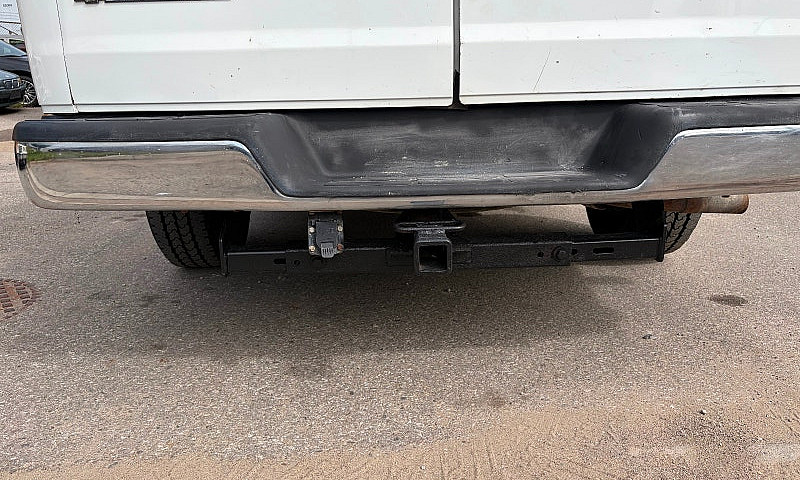 2017 Gmc  Savanah 15...