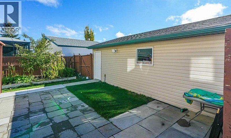 291 Taravista Street...