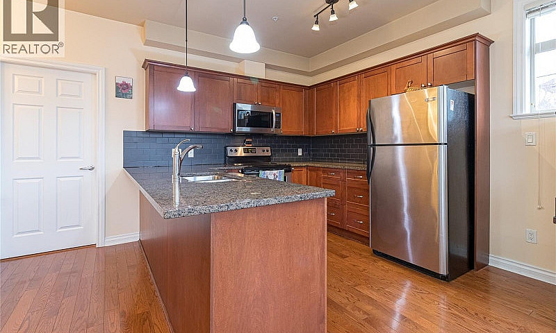 216 866 Goldstream A...