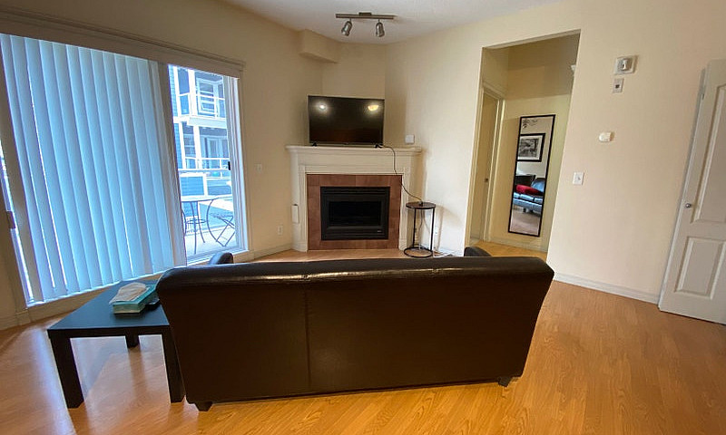 1 Bed 1 Bath Unit In...