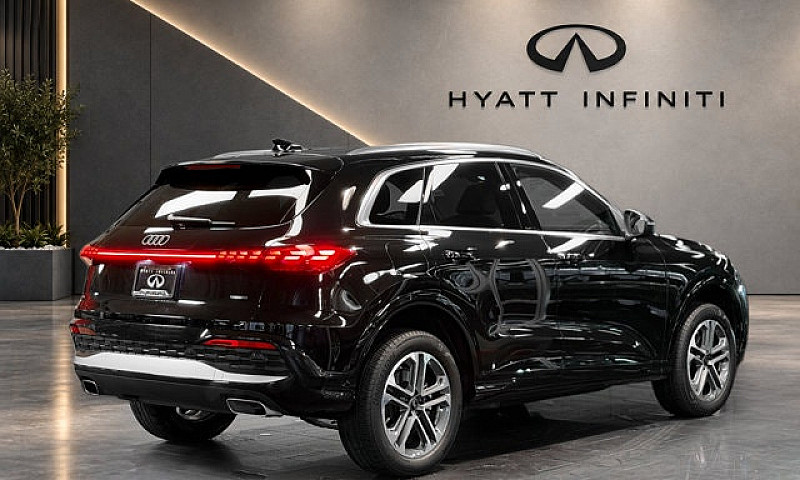 2025 Audi Q5 Progres...
