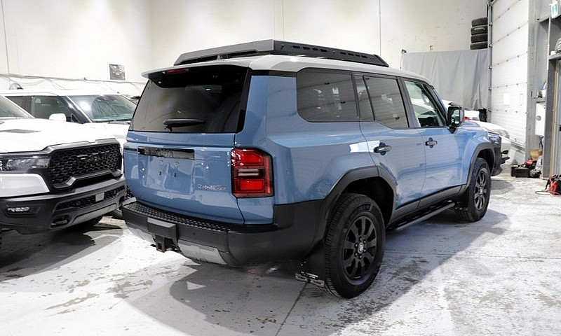 2024 Toyota Land Cru...